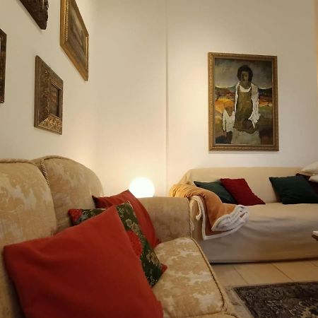 Le Ginestre Apartment ซุลโมนา ภายนอก รูปภาพ