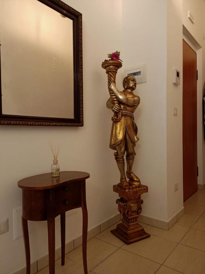 Le Ginestre Apartment ซุลโมนา ภายนอก รูปภาพ