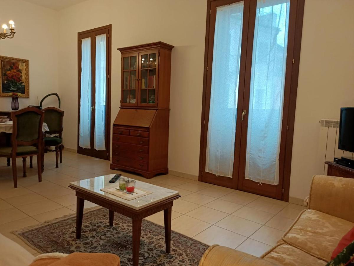 Le Ginestre Apartment ซุลโมนา ภายนอก รูปภาพ