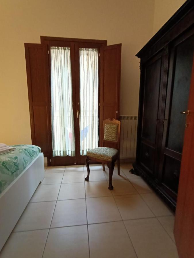 Le Ginestre Apartment ซุลโมนา ภายนอก รูปภาพ