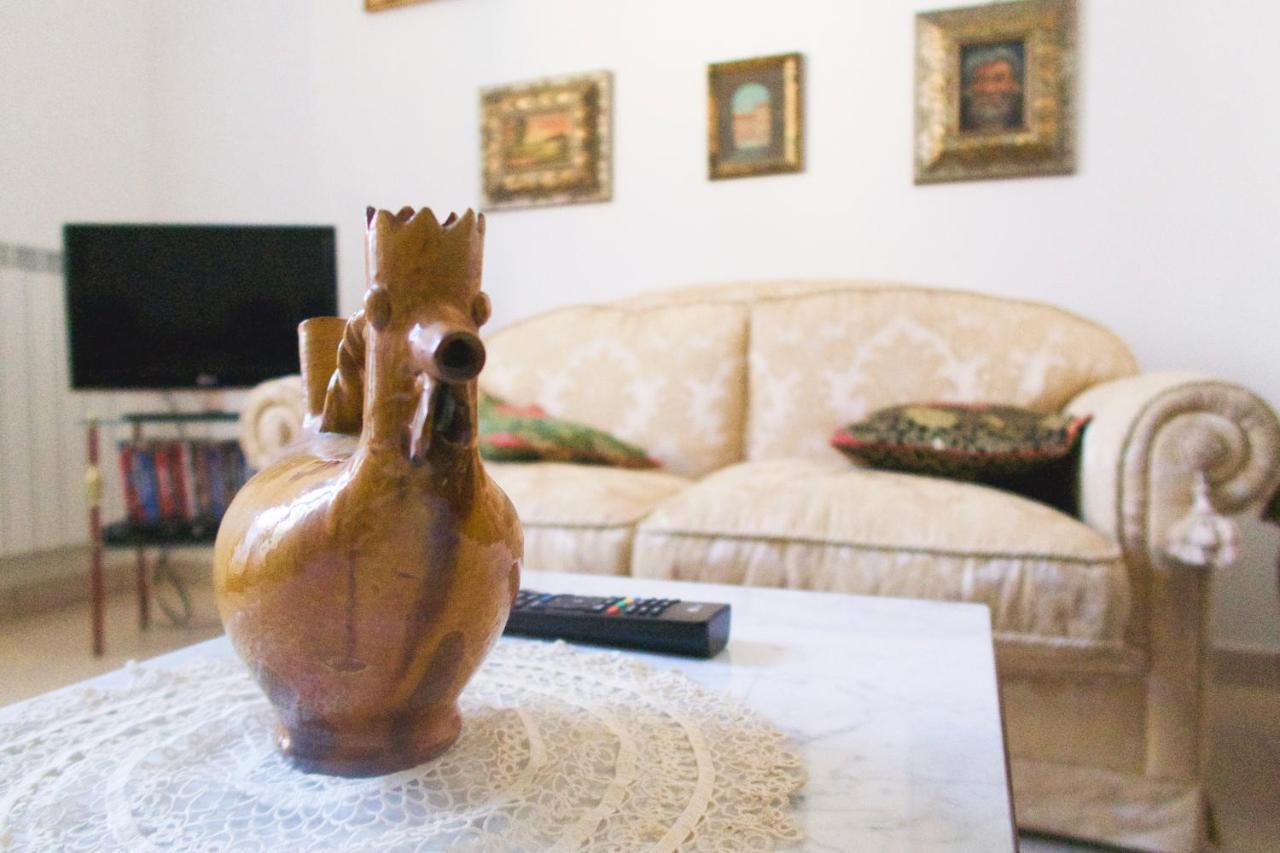 Le Ginestre Apartment ซุลโมนา ภายนอก รูปภาพ